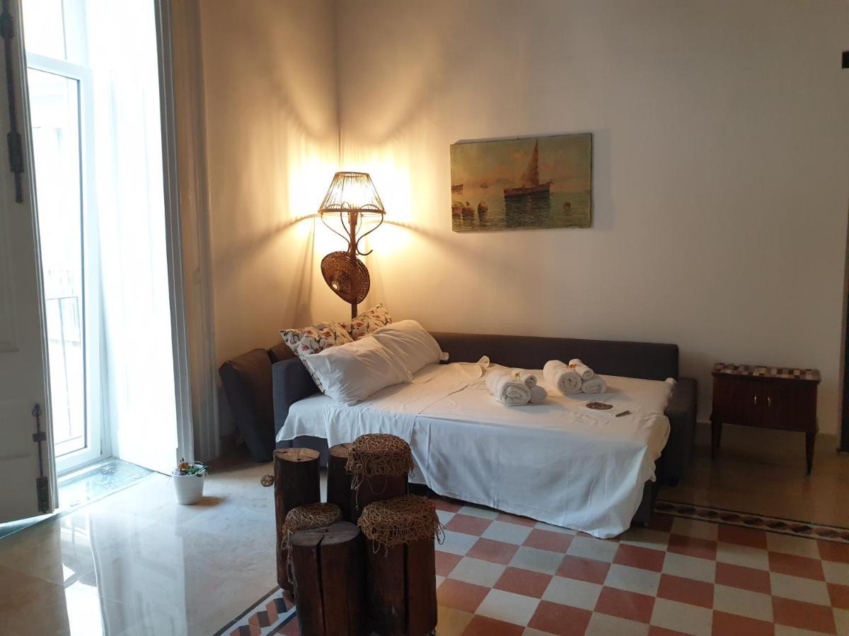 Appartement "Infrascata" Cento Metri Dal Mann à Naples Extérieur photo